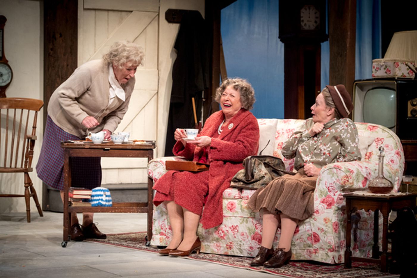 Photo Flash: First Look at the UK Tour of MURDER, MARGARET, AND ME  Image