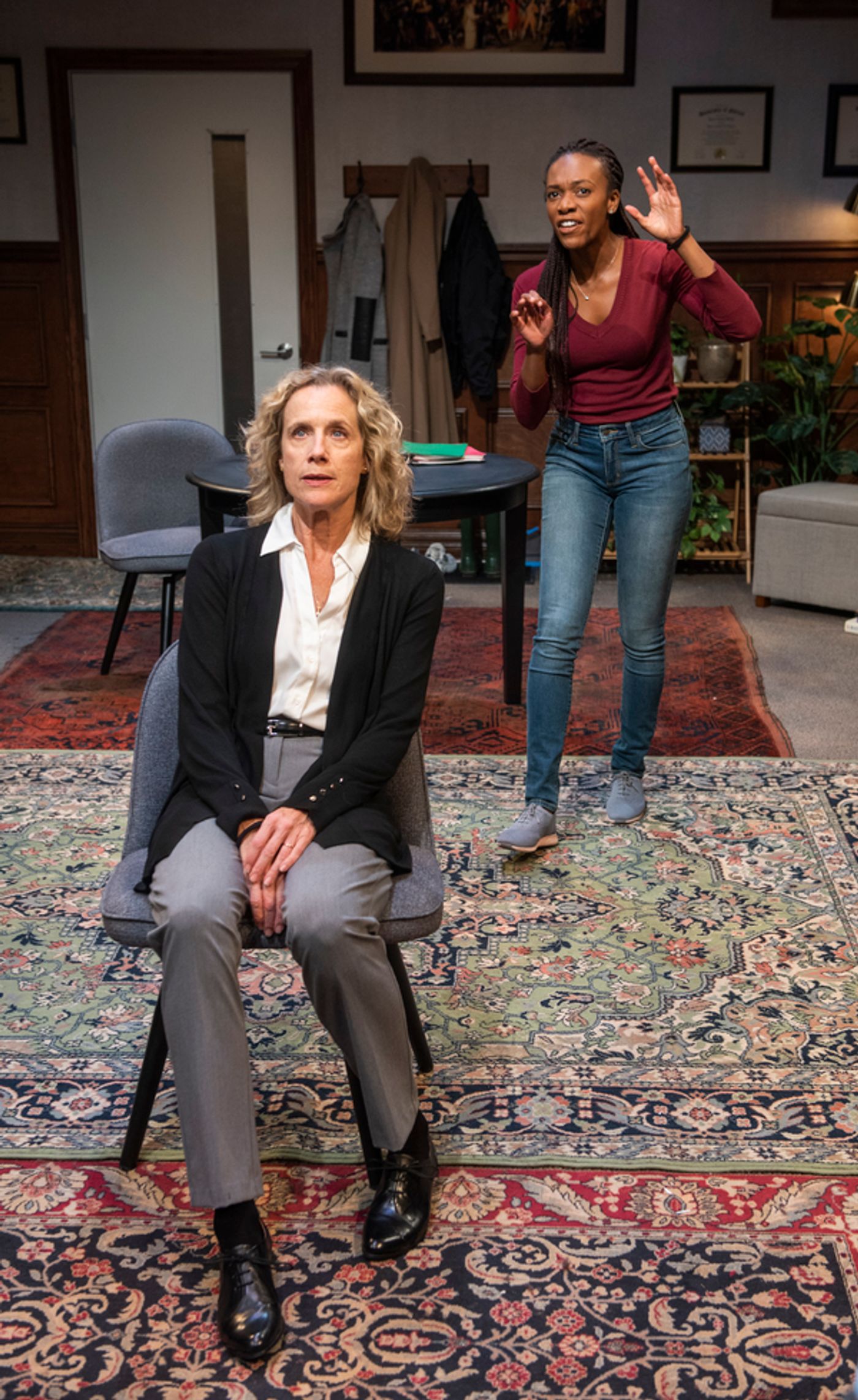 Photo Flash: First Look at Milwaukee Rep's THE NICETIES  Image