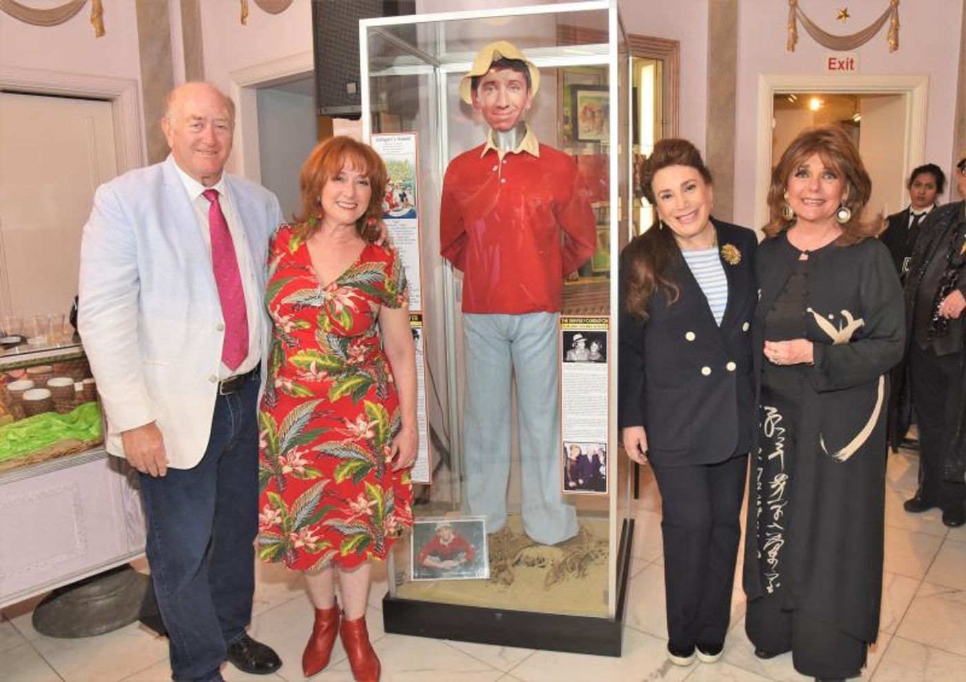 Photo Flash: America Remembers Its Favorite Shipwreck GILLIGAN'S ISLAND 55 Years Later  Image