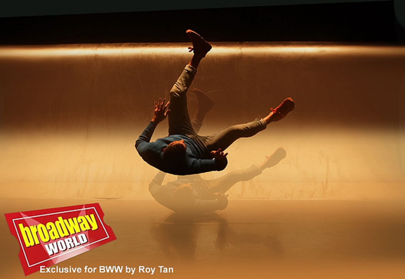 Photo Flash: Breakin' Convention Presents 1mm Au Dessus Du Sol Photo Flash: Breakin' Convention Presents 1mm Au Dessus Du Sol Image