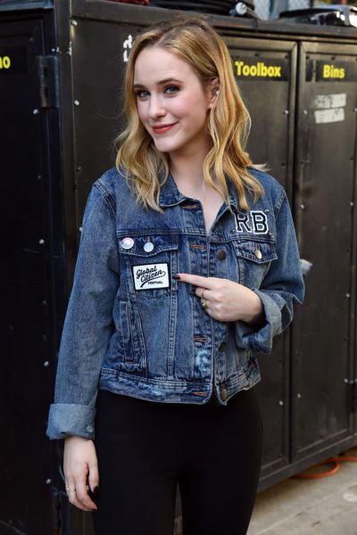 Rachel Brosnahan Photo