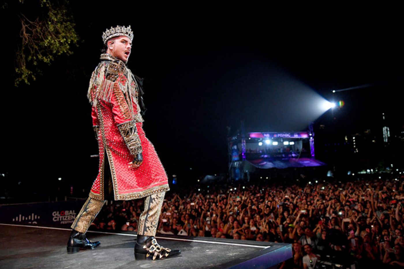 Photo Flash: Queen + Adam Lambert, Carole King, Alicia Keys, Kelly Clarkson, and More at the Global Citizen Festival  Image