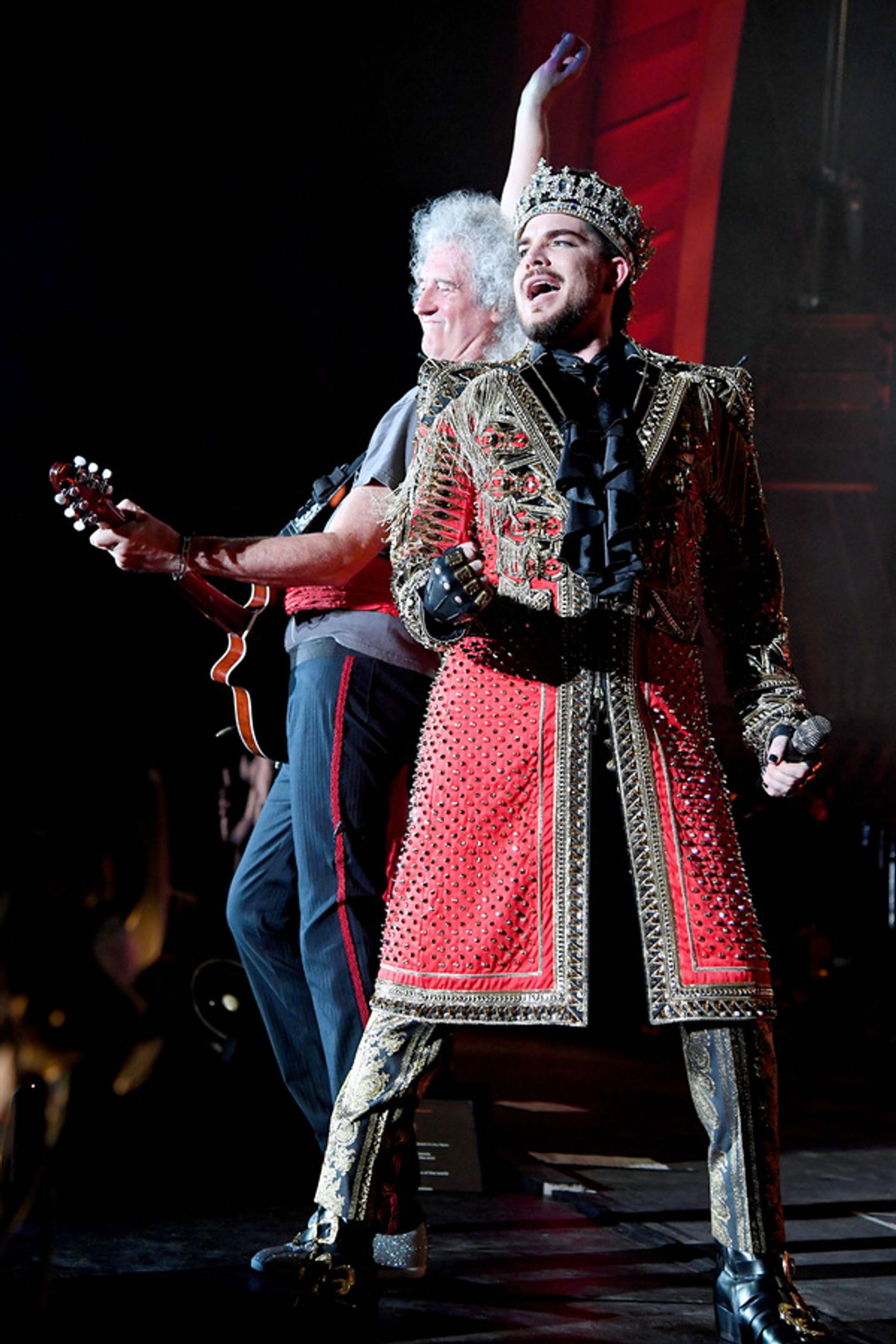 Photo Flash: Queen + Adam Lambert, Carole King, Alicia Keys, Kelly Clarkson, and More at the Global Citizen Festival  Image