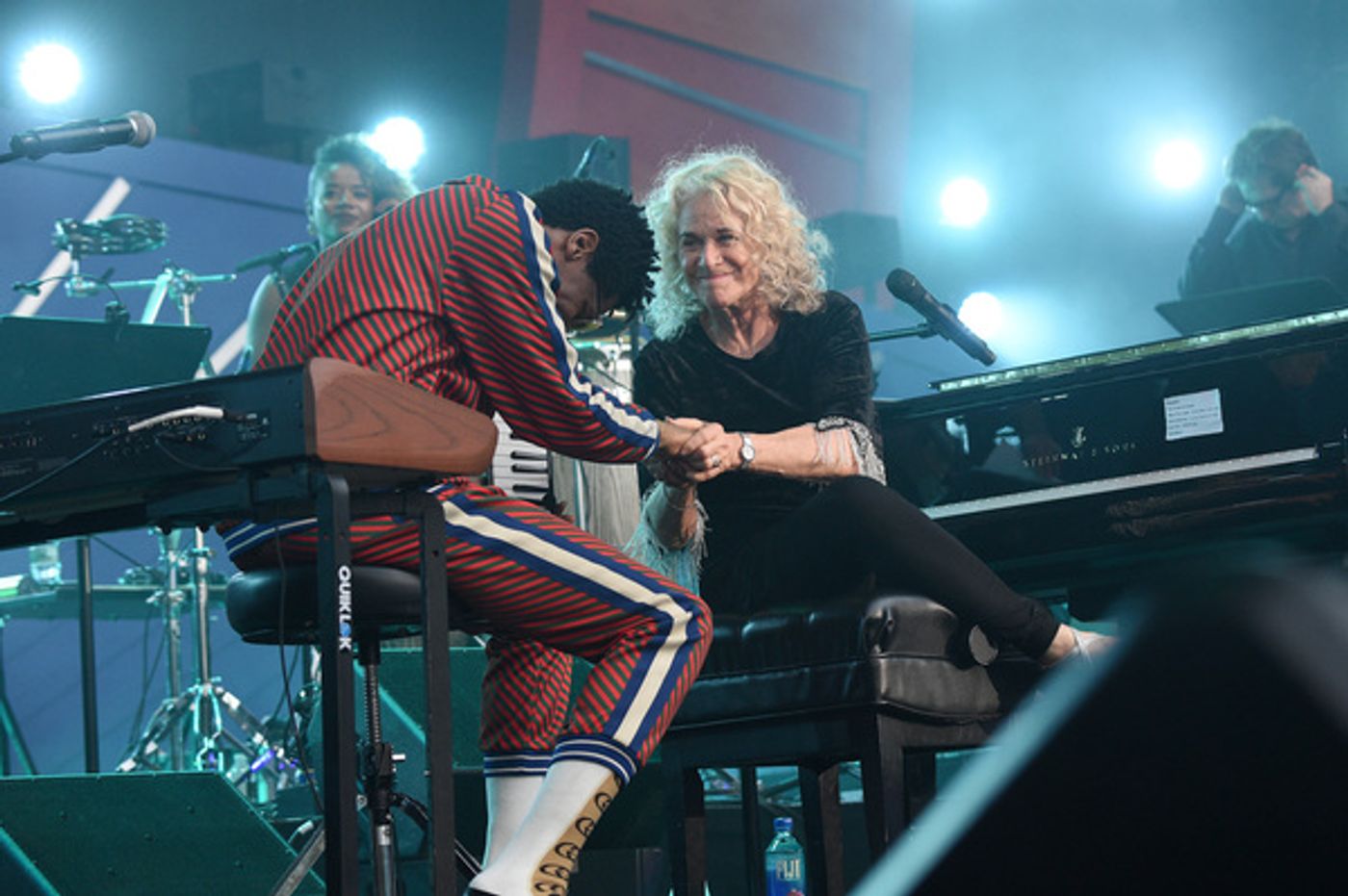Photo Flash: Queen + Adam Lambert, Carole King, Alicia Keys, Kelly Clarkson, and More at the Global Citizen Festival  Image