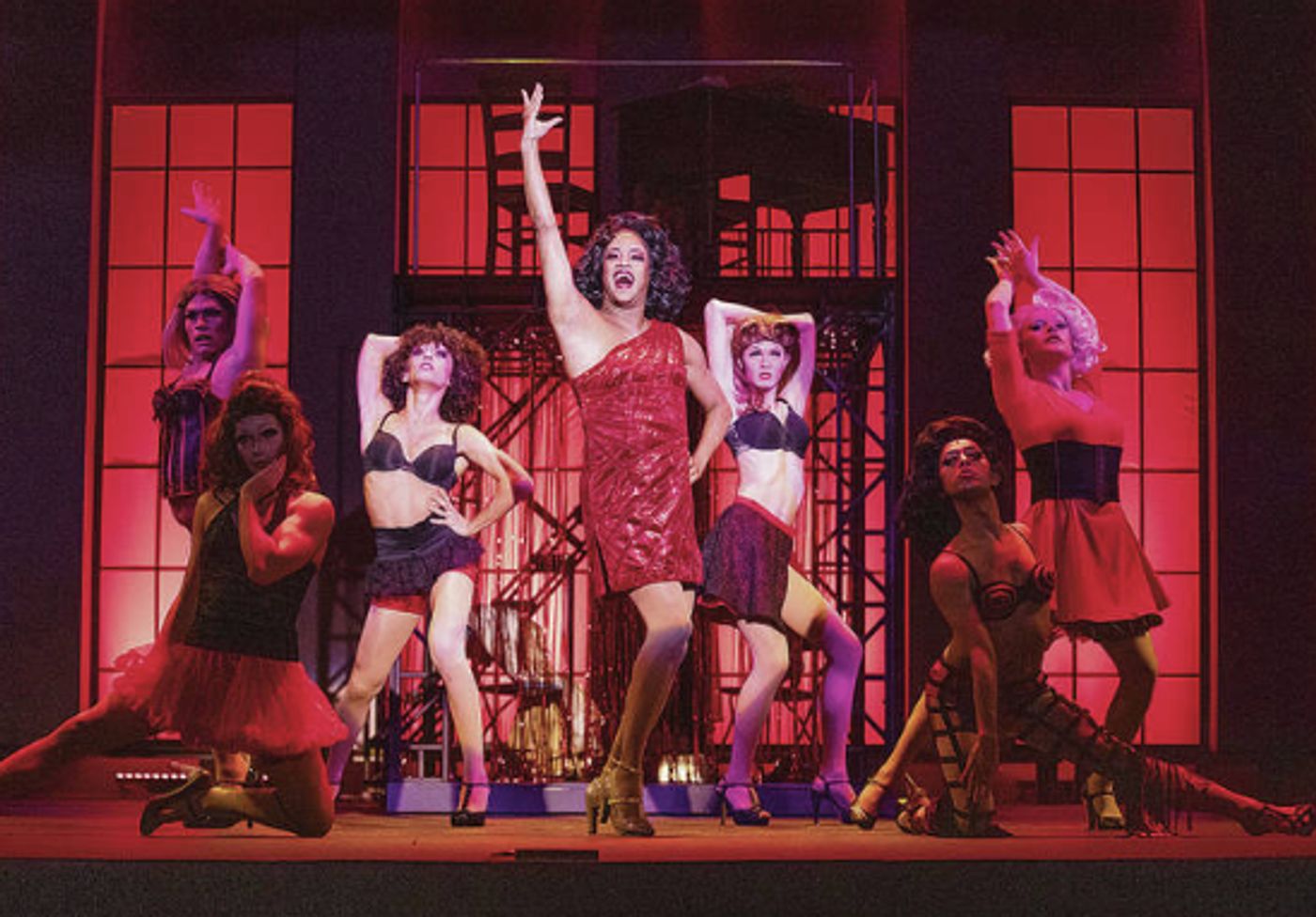 Review: KINKY BOOTS at Diamond Head Theatre  Image