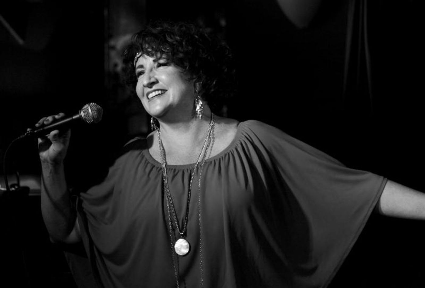 Review: Lisa Viggiano Sparkles in FROM LADY DAY TO THE BOSS at Pangea  Image