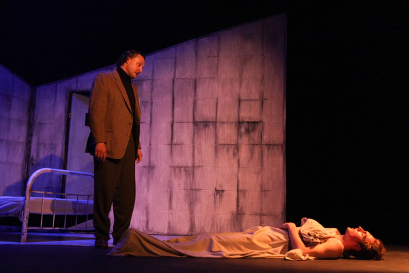 Photo Flash: First Look at AstonRep Theatre's EQUUS  Image