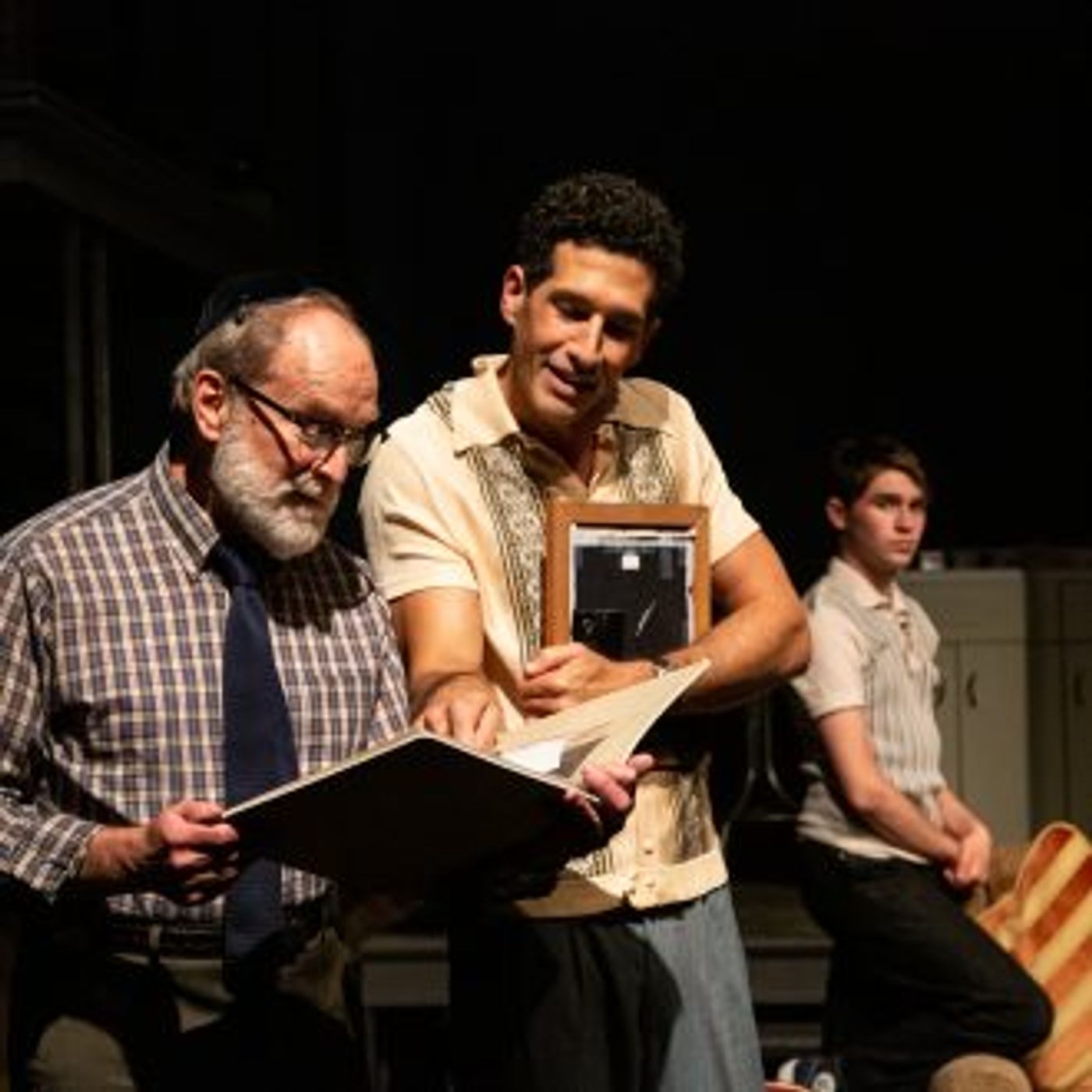 Review: WHAT THE JEWS BELIEVE at Berkshire Theatre Group Leaves Audiences With Lots to Think About.  Image