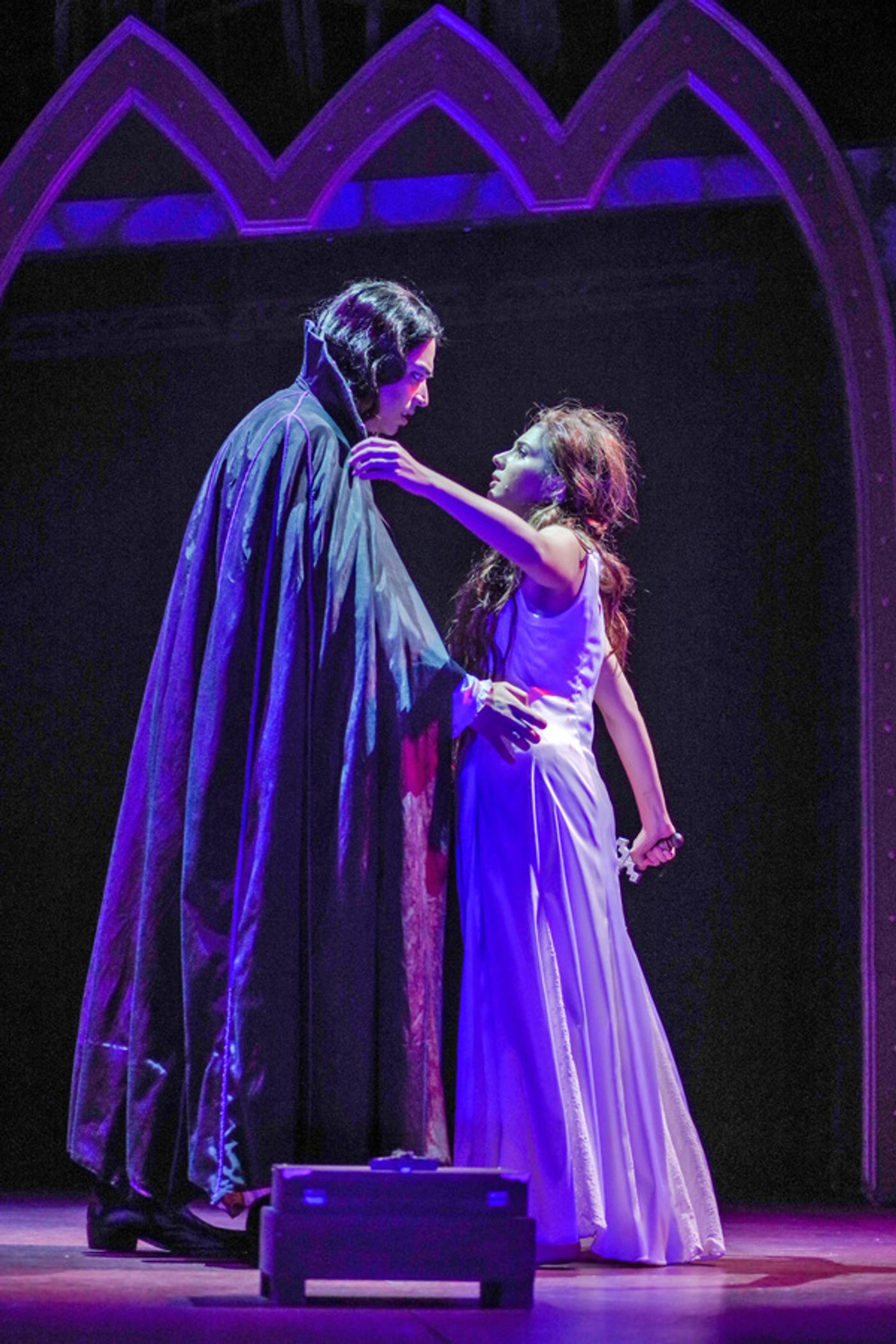 Photo Flash: First Look at DRACULA at ZACH Theatre  Image
