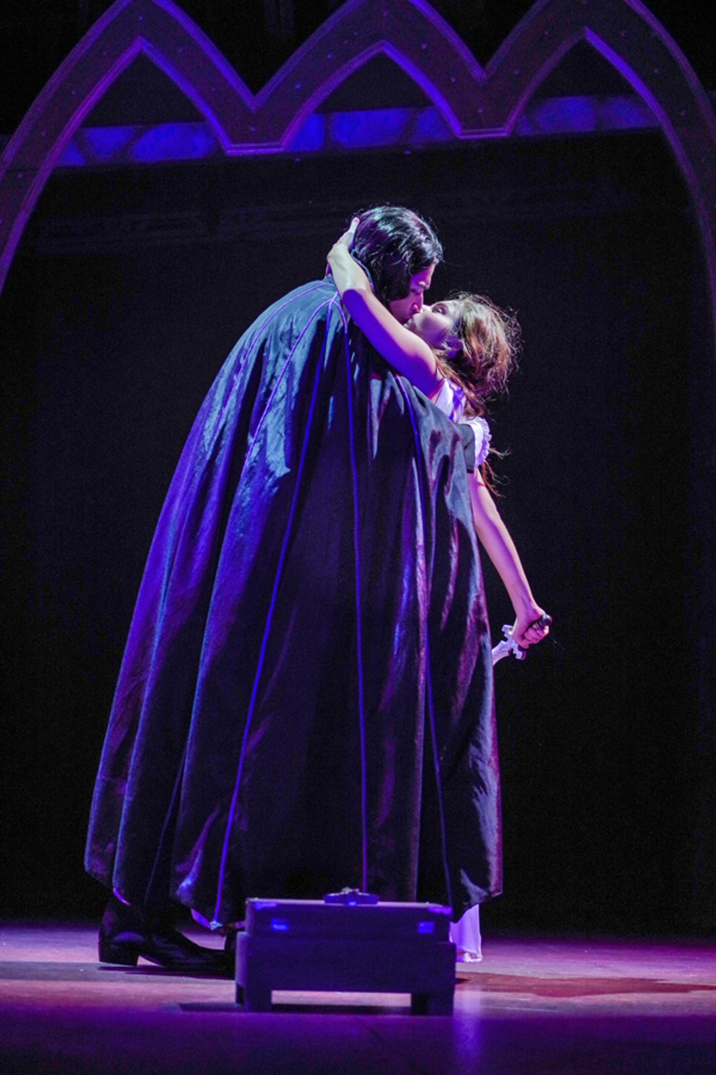 Photo Flash: First Look at DRACULA at ZACH Theatre  Image