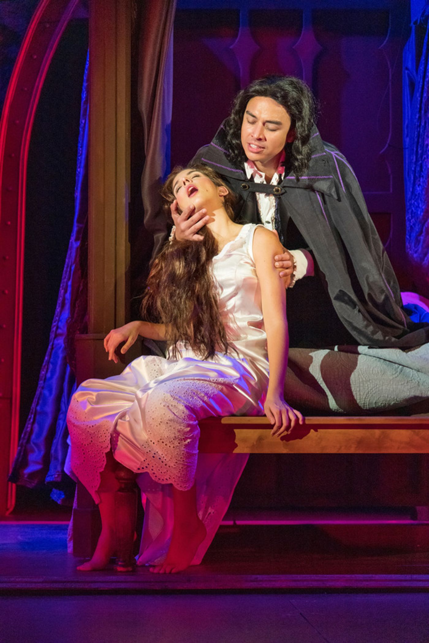 Photo Flash: First Look at DRACULA at ZACH Theatre  Image