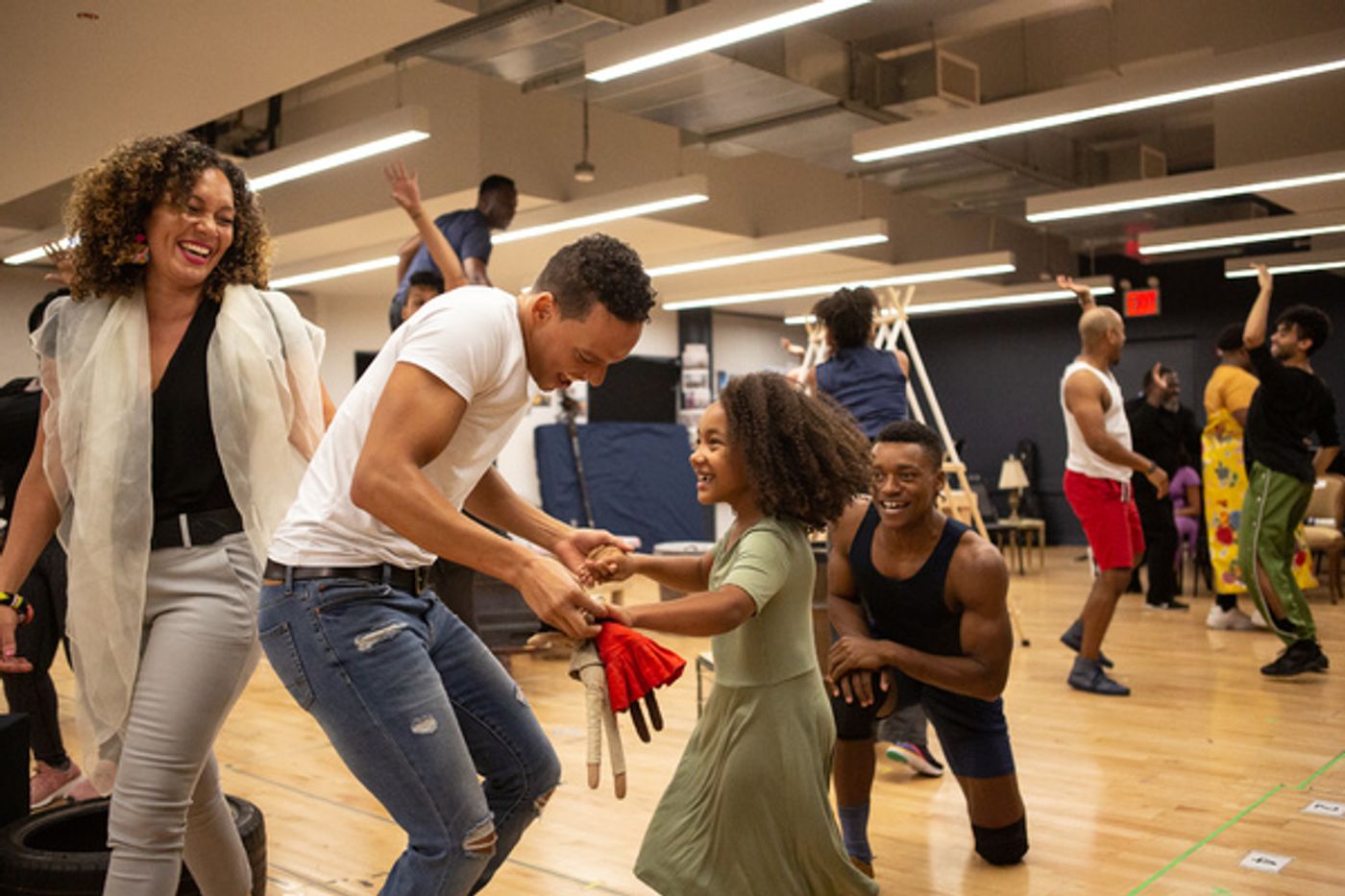 Photo Coverage: Meet The Cast of The National Tour of ONCE ON THIS ISLAND  Image