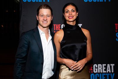 Ben McKenzie, Morena Baccarin Photo