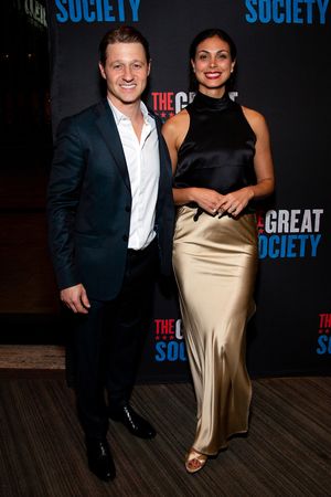 Ben McKenzie, Morena Baccarin @ BroadwayWorld Ben McKenzie, Morena Baccarin Photo