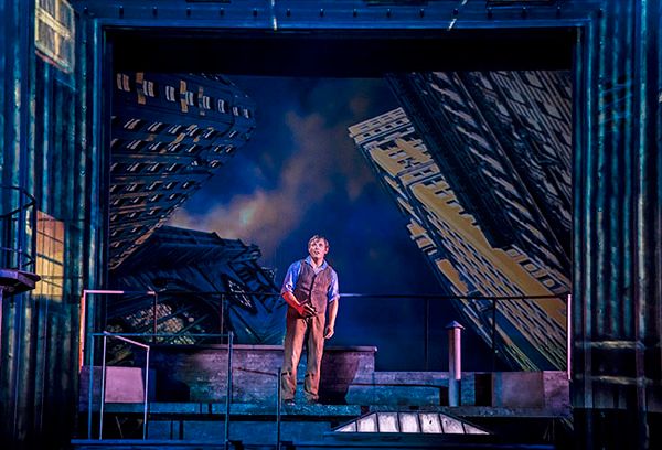Newsboy Jack Kelly (Alex Prakken) finds refuge on a New York rooftop in Paramount The Photo