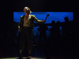 Katie Brayben and the cast of GIRL FROM THE NORTH COUNTRY Toronto/London Company Photo