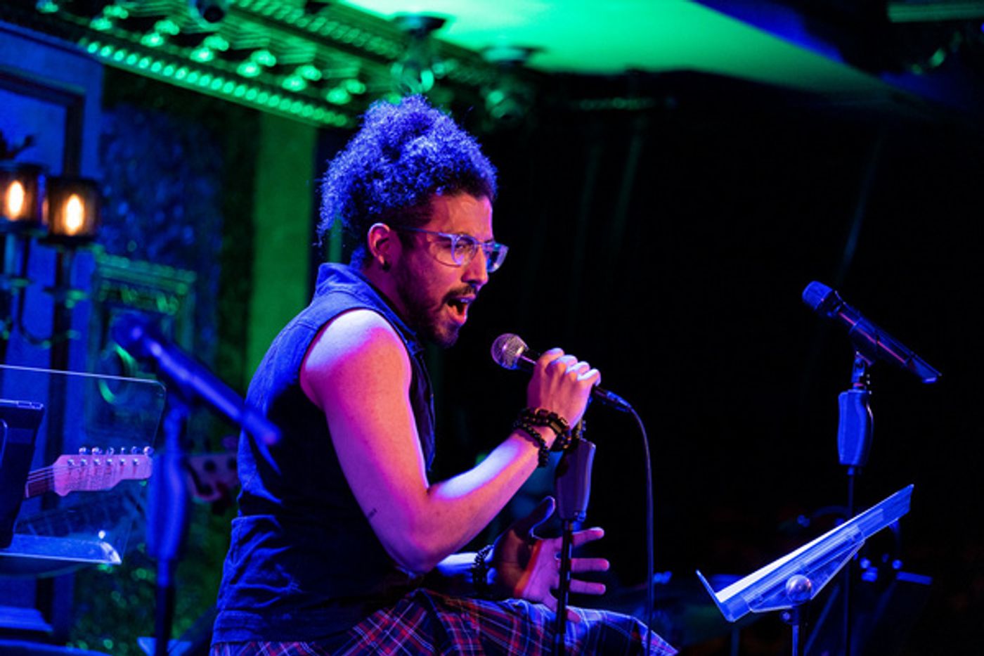 Photo Flash: 54 SINGS HILARY DUFF At Feinstein's/54 Below  Image