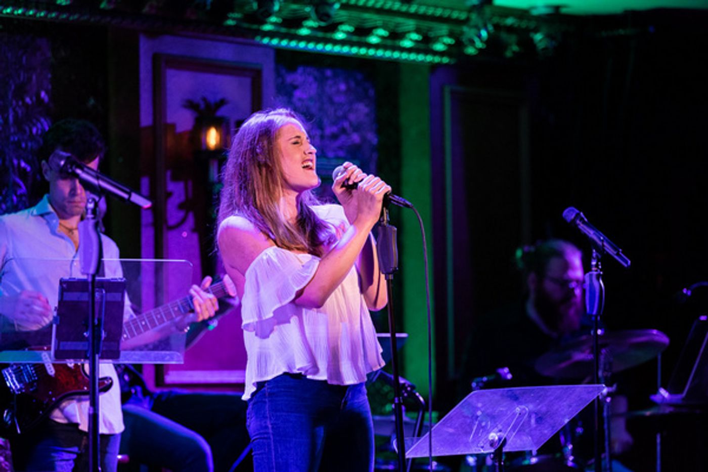 Photo Flash: 54 SINGS HILARY DUFF At Feinstein's/54 Below  Image