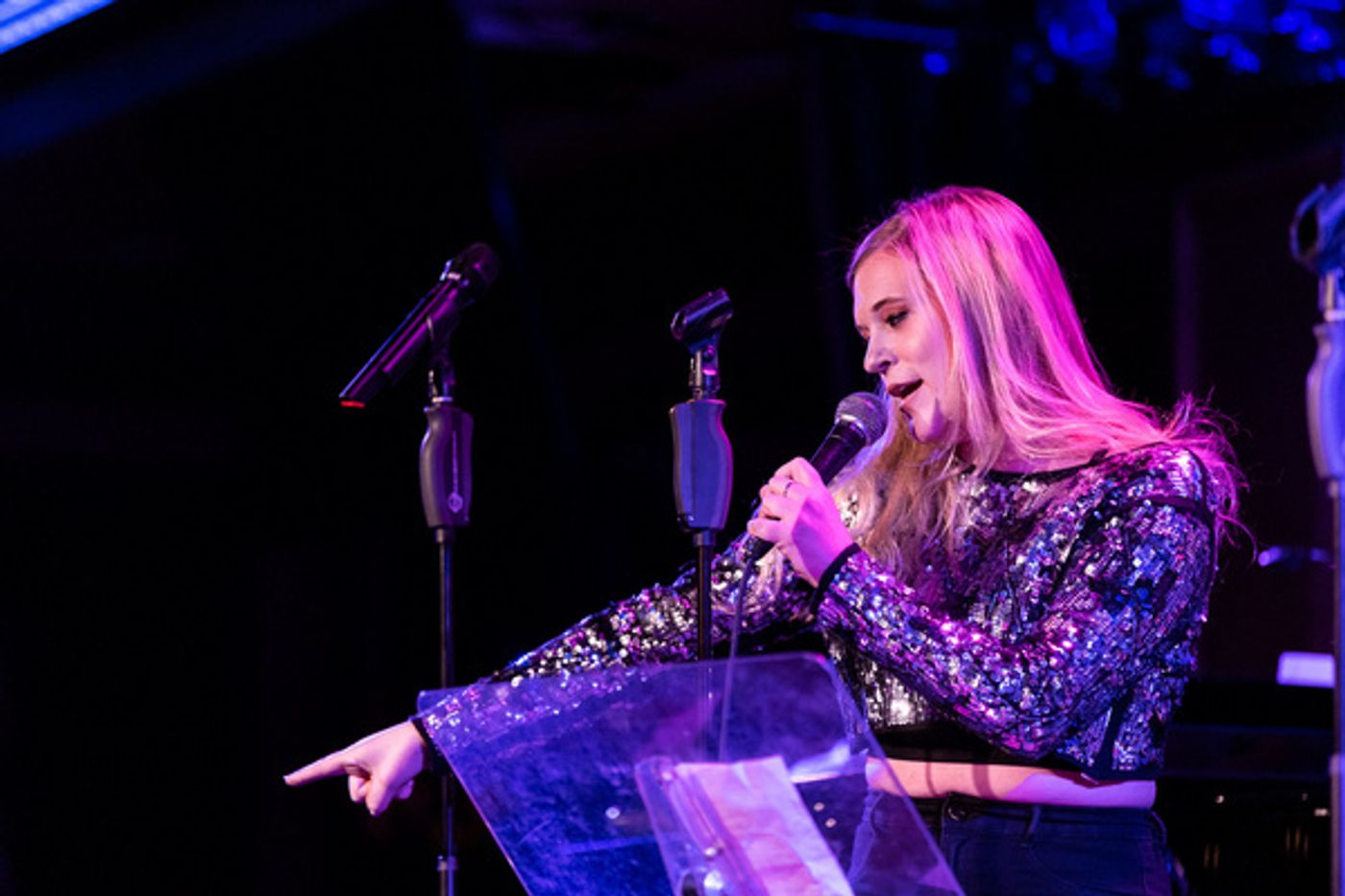 Photo Flash: 54 SINGS HILARY DUFF At Feinstein's/54 Below  Image