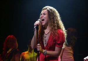 Solea Pfeiffer  Photo