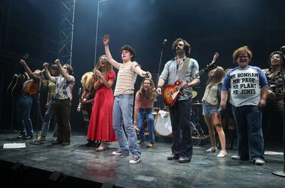 Solea Pfeiffer, Casey Likes, Colin Donnell and cast  Photo