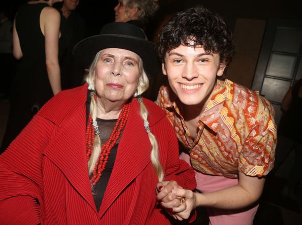 Joni Mitchell Photo