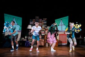 Daniel Soto, Aaron Barnes, Sarah Kowalski, Laura Axelrod @ BroadwayWorld Daniel Soto, Aaron Barnes, Sarah Kowalski, Laura Axelrod Photo