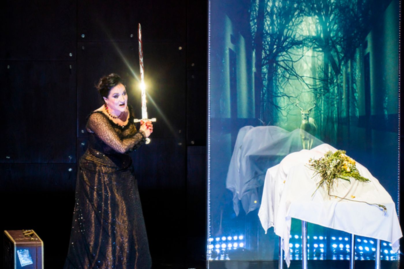 Photo Flash: BLUEBEARD'S CASTLE / ERWARTUNG at the New York Philharmonic Photo Flash: BLUEBEARD'S CASTLE / ERWARTUNG at the New York Philharmonic Image