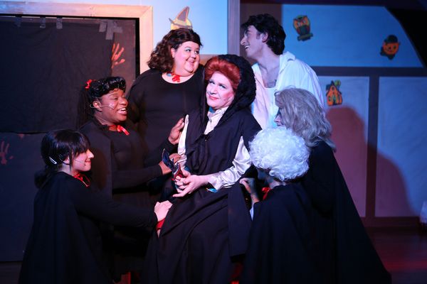  Ed Jones, Alexa Castelvecchi, Robert Williams, Brenna L. Watkins, Max McKune, Graham Photo