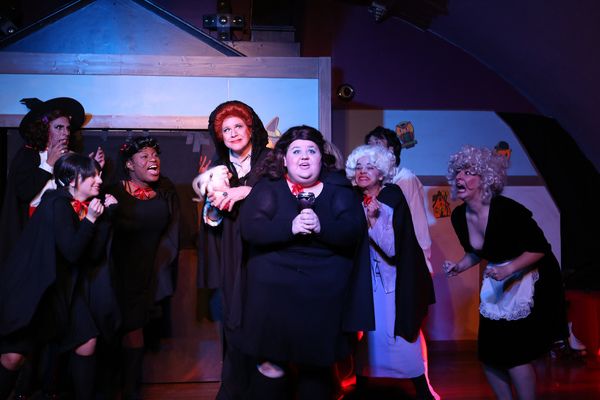 Brenna L. Watkins (with back, l to r) David Cerda, Alexa Castelvecchi, Robert William Photo