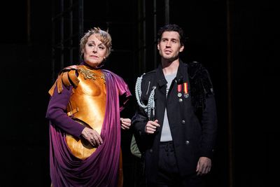 Carole Healey, Nick Steen Photo