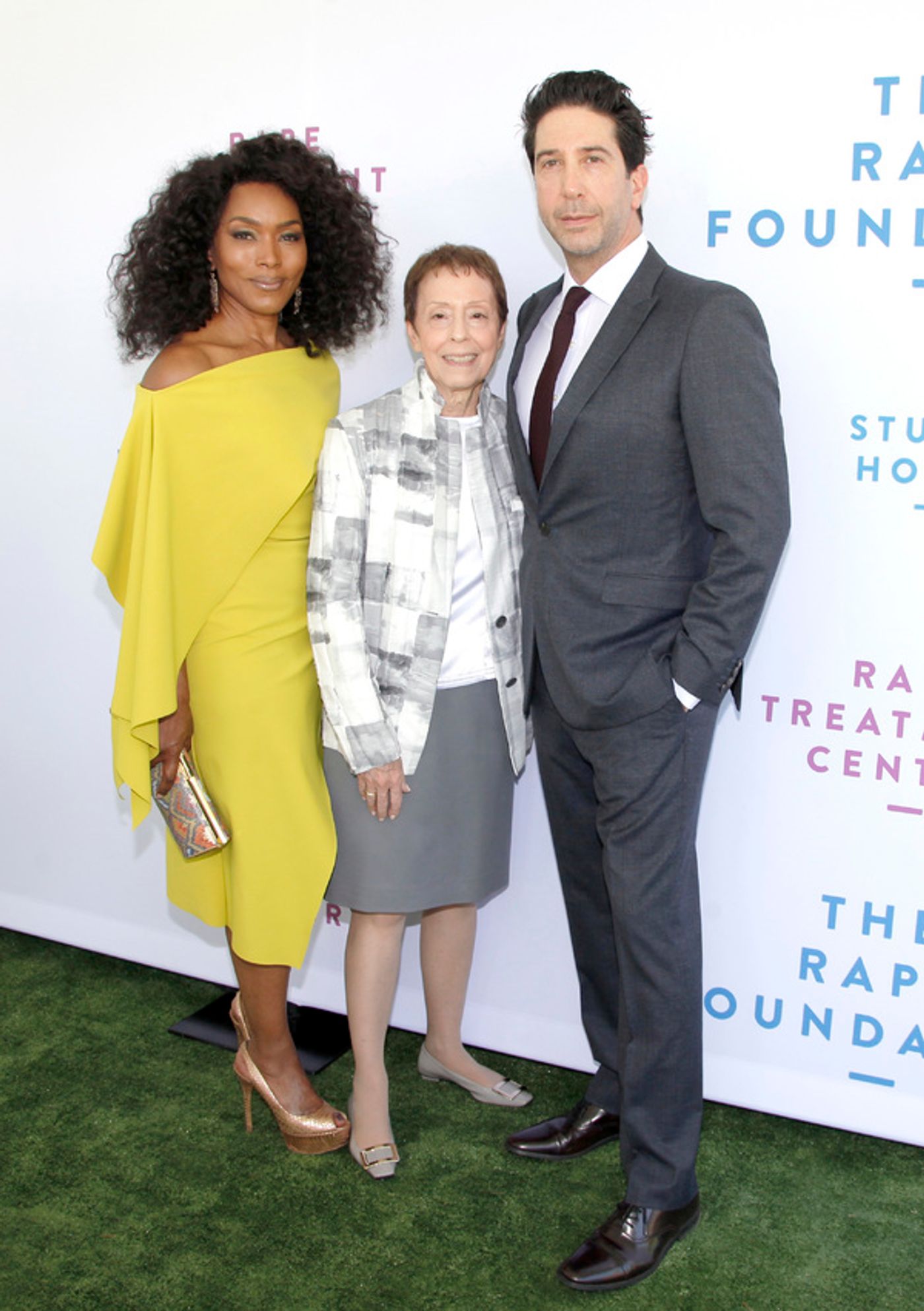Photo Flash: Angela Bassett, Elizabeth Olsen, David Schwimmer and More Attend The Rape Foundation's Annual Brunch  Image