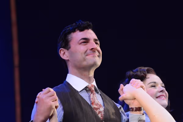 Max Von Essen and Ruby Rakos Photo