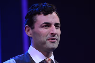 Max Von Essen Photo