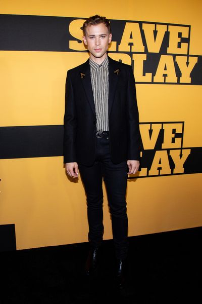 Tommy Dorfman Photo
