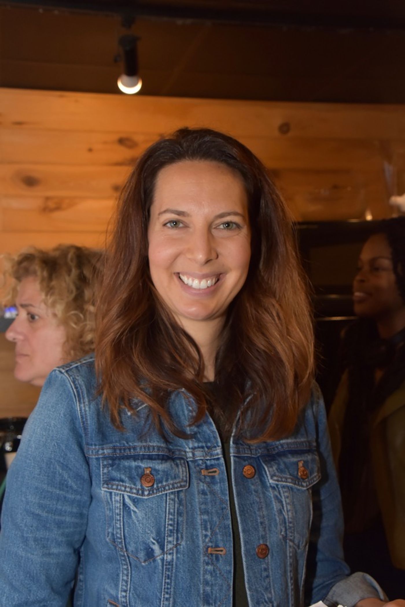 BWW Exclusive: Mary Testa, Rebecca Naomi Jones and the Cast of OKLAHOMA! Get Ready for a New Year with Carols for a Cure  Image