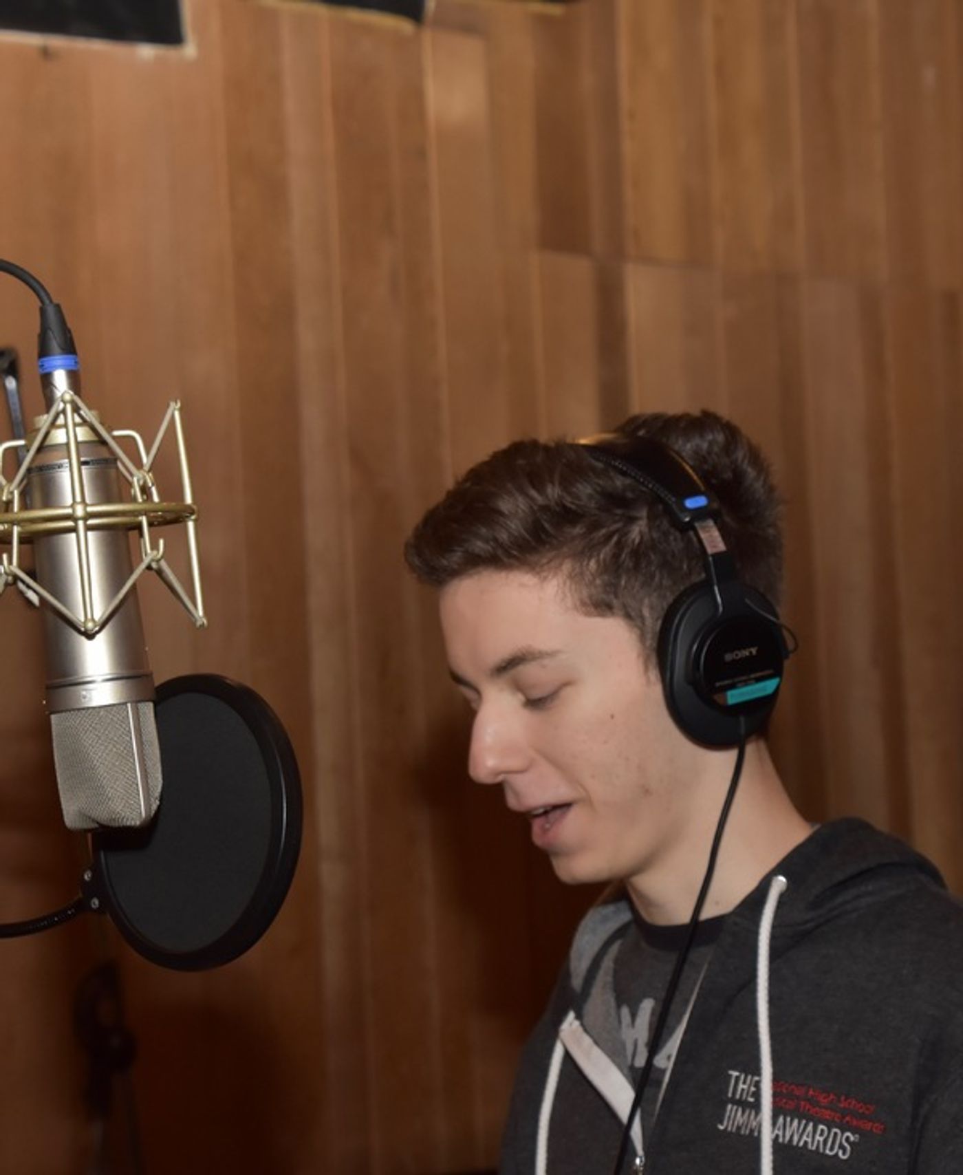 BWW Exclusive: DEAR EVAN HANSEN's Andrew Barth Feldman Gets Together with Carols For A Cure  Image