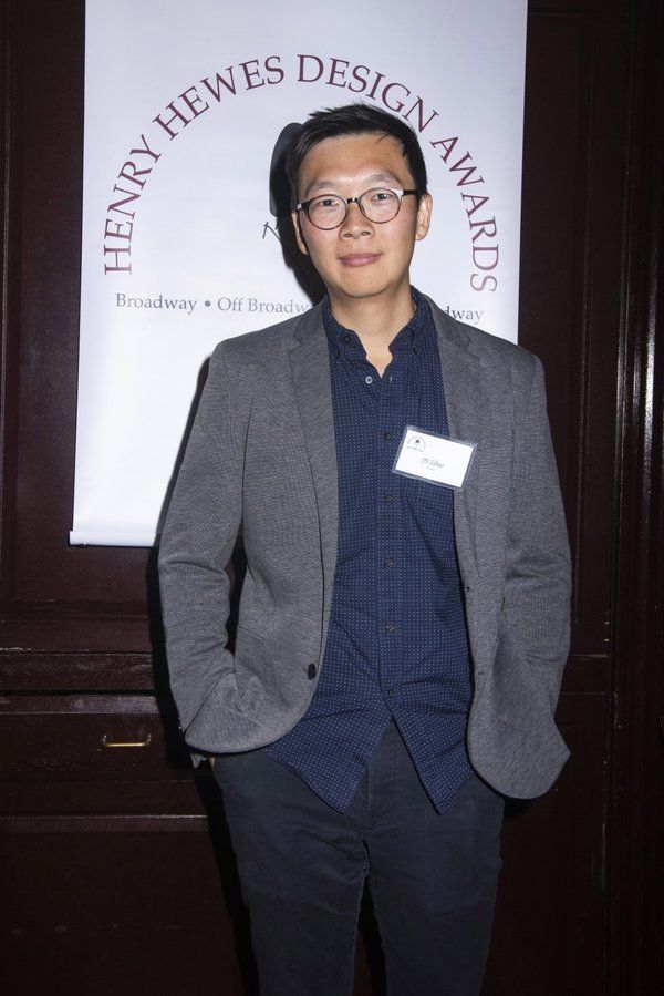 Yi Zhao Photo