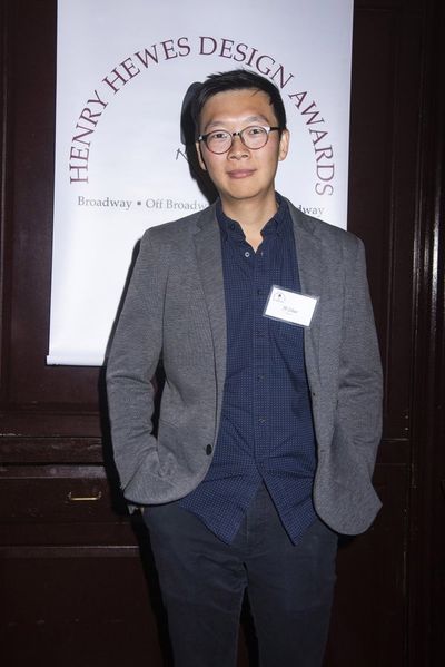 Yi Zhao Photo