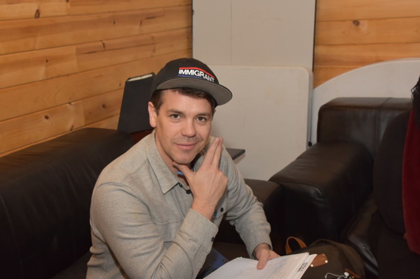 BWW Exclusive: FREESTYLE LOVE SUPREME Remixes Christmas on Carols For A Cure  Image