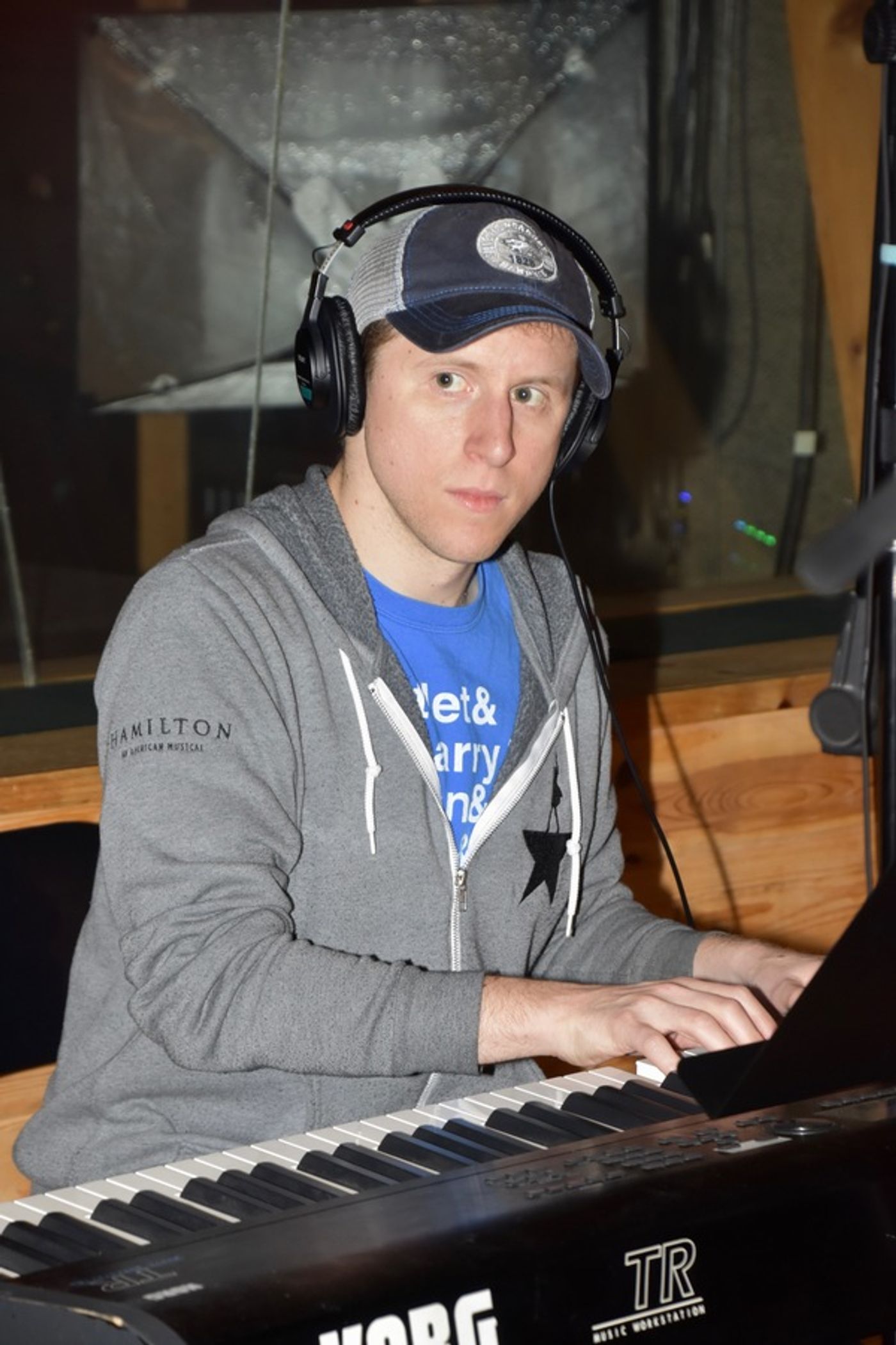 BWW Exclusive: FREESTYLE LOVE SUPREME Remixes Christmas on Carols For A Cure BWW Exclusive: FREESTYLE LOVE SUPREME Remixes Christmas on Carols For A Cure Image