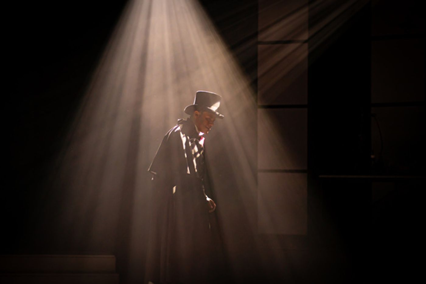 Photo Flash: First Look At JEKYLL & HYDE At Prima Theatre  Image