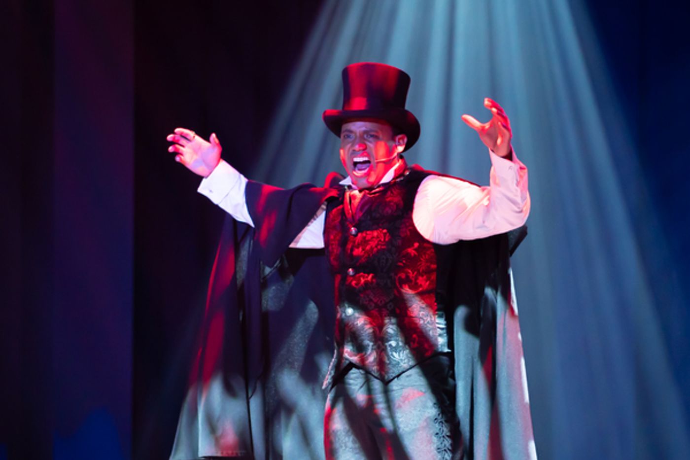 Photo Flash: First Look At JEKYLL & HYDE At Prima Theatre  Image