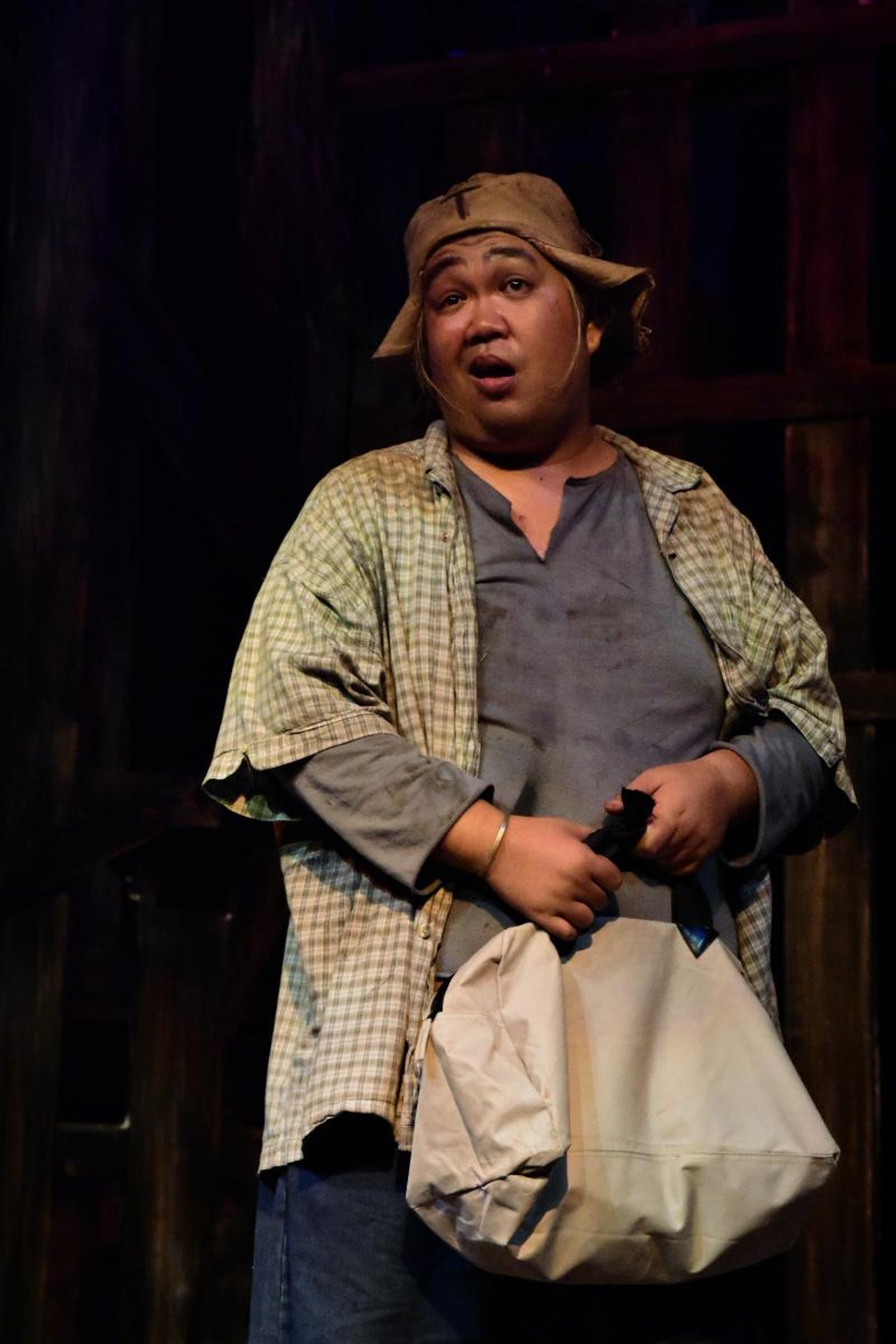 Photo Coverage: Tanghalang Pilipino Adapts OF MICE AND MEN; Show Runs Now Thru 27 Oct.  Image