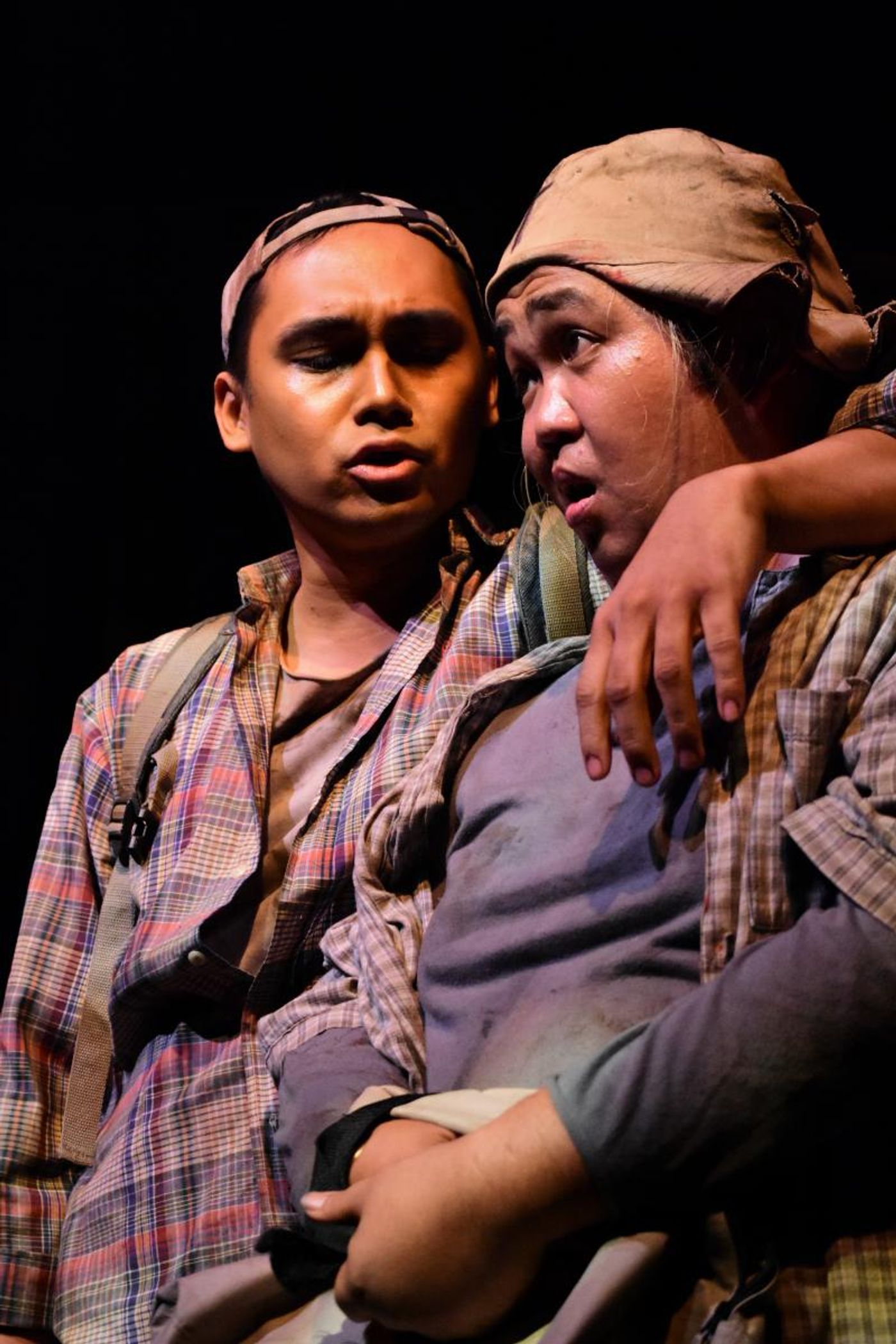 Photo Coverage: Tanghalang Pilipino Adapts OF MICE AND MEN; Show Runs Now Thru 27 Oct.  Image