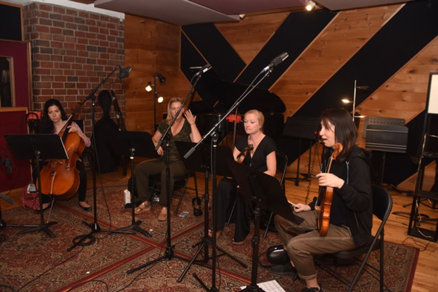 BWW Exclusive: American Federation of Musicians Local 802 Record Carols For A Cure  Image