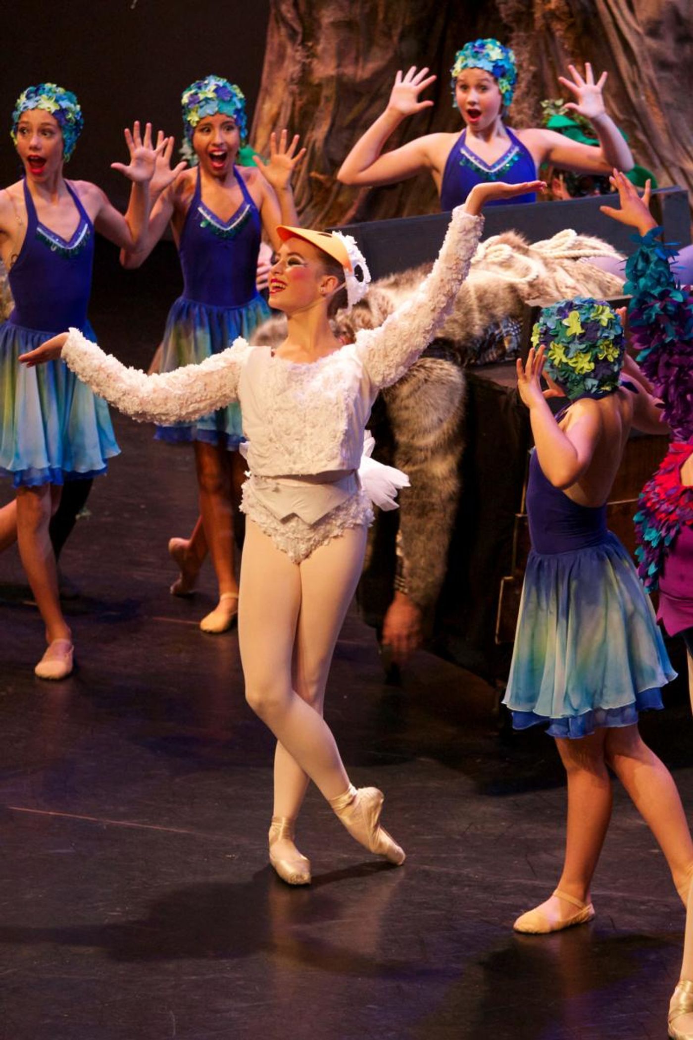 Review:  Los Angeles Youth Ballet Presents A DOUBLE BILL:  MIXED MOTIONS & PETER & THE WOLF at El Portal Theatre  Image