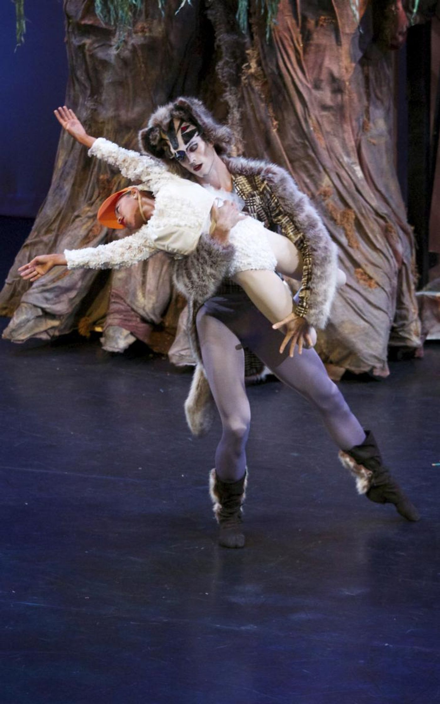 Review:  Los Angeles Youth Ballet Presents A DOUBLE BILL:  MIXED MOTIONS & PETER & THE WOLF at El Portal Theatre  Image