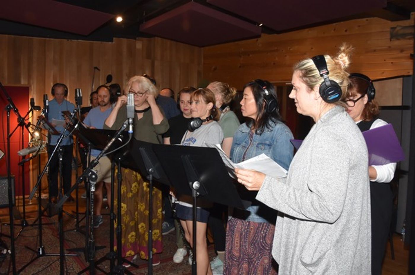 BWW Exclusive: COME FROM AWAY Cast Gets Help from Their Kids to Record Carols For A Cure  Image