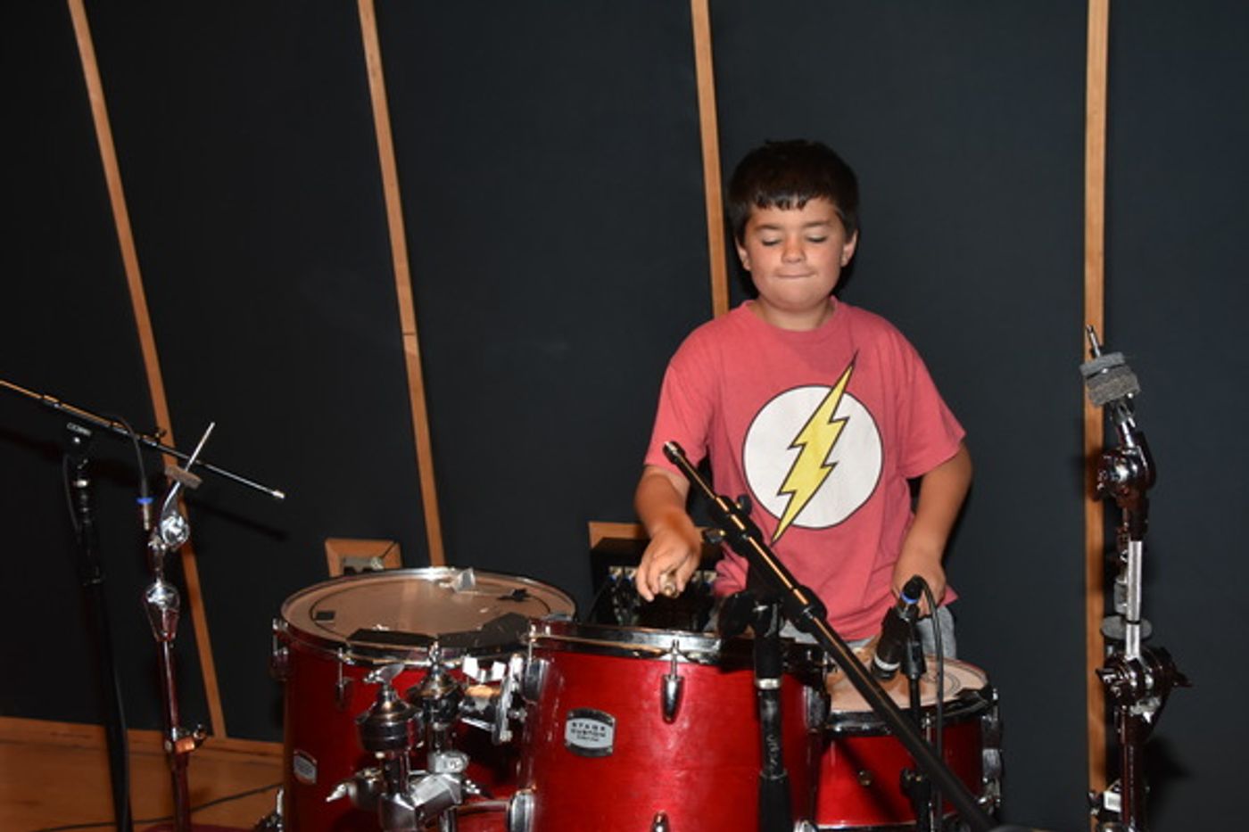 BWW Exclusive: COME FROM AWAY Cast Gets Help from Their Kids to Record Carols For A Cure  Image